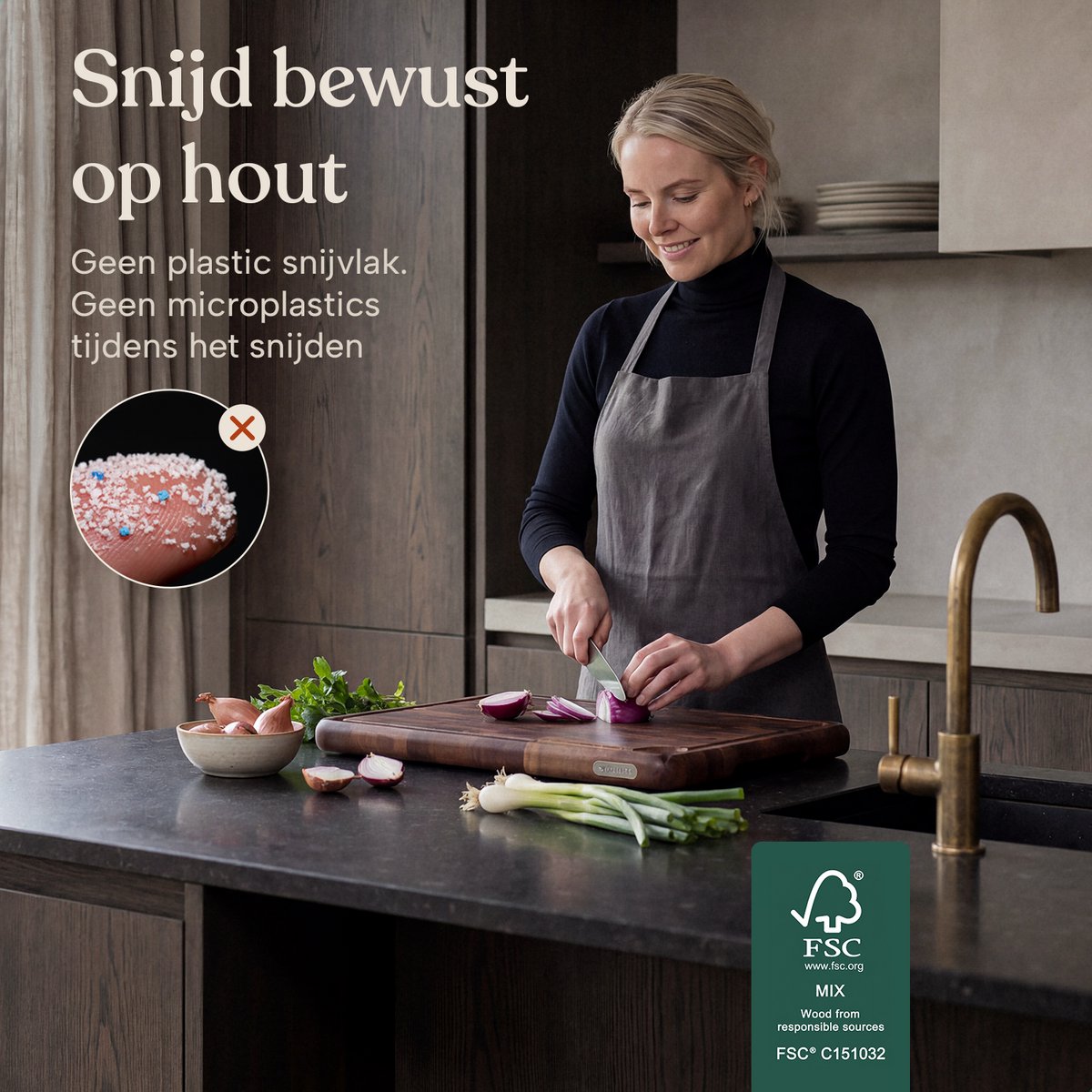 Deleca Walnoot Kopshouten Snijplank met Sapgeul - Hakblok Hout Voor Keuken - Anti-slip / Handgrepen – Signature Houten Amerikaans Walnoten Kopshout - 43x33x3 cm — cadeau in Kookcadeaus - foto 6