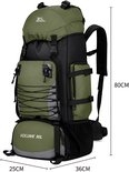 Groene en zwarte 90L trekking rugzak met afmetingen 25cm x 36cm x 80cm.