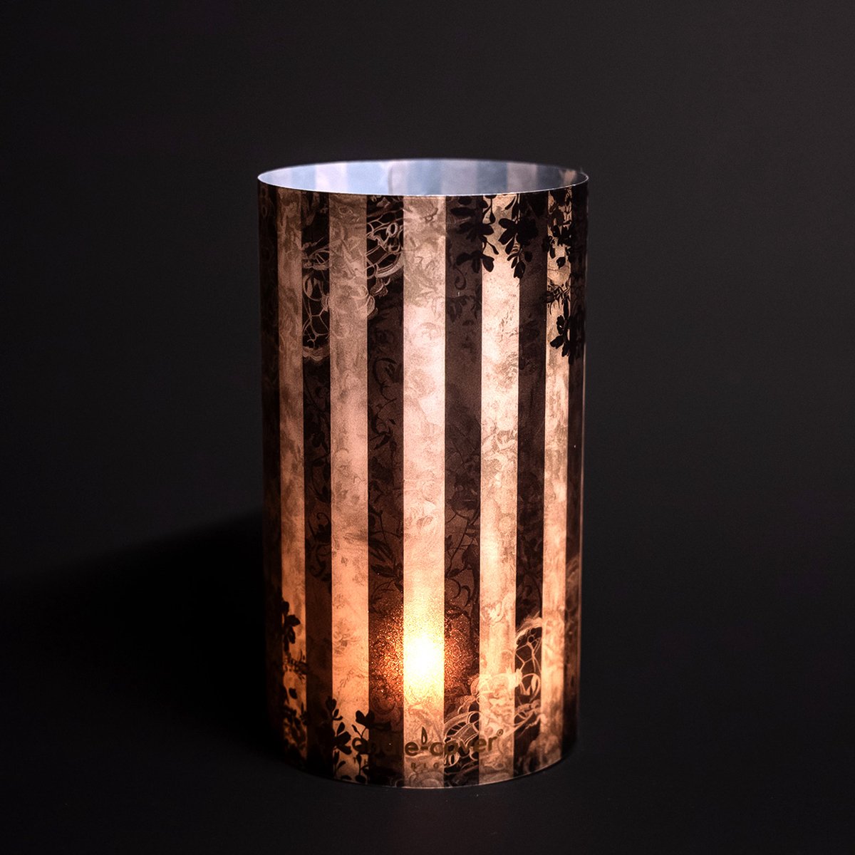 Candle-Cover - Belle Epoque Stripes - trendy omhulsel voor (oplaadbaar) theelicht en waxinelicht - windlicht - 9 cm rond - 16 cm hoog