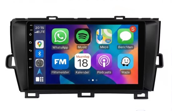 Autoradio scherm met Carplay en Android Auto apps, met o.a. WhatsApp, Music, Maps, Berichten, FM, Kalender, Podcasts en Waze.
