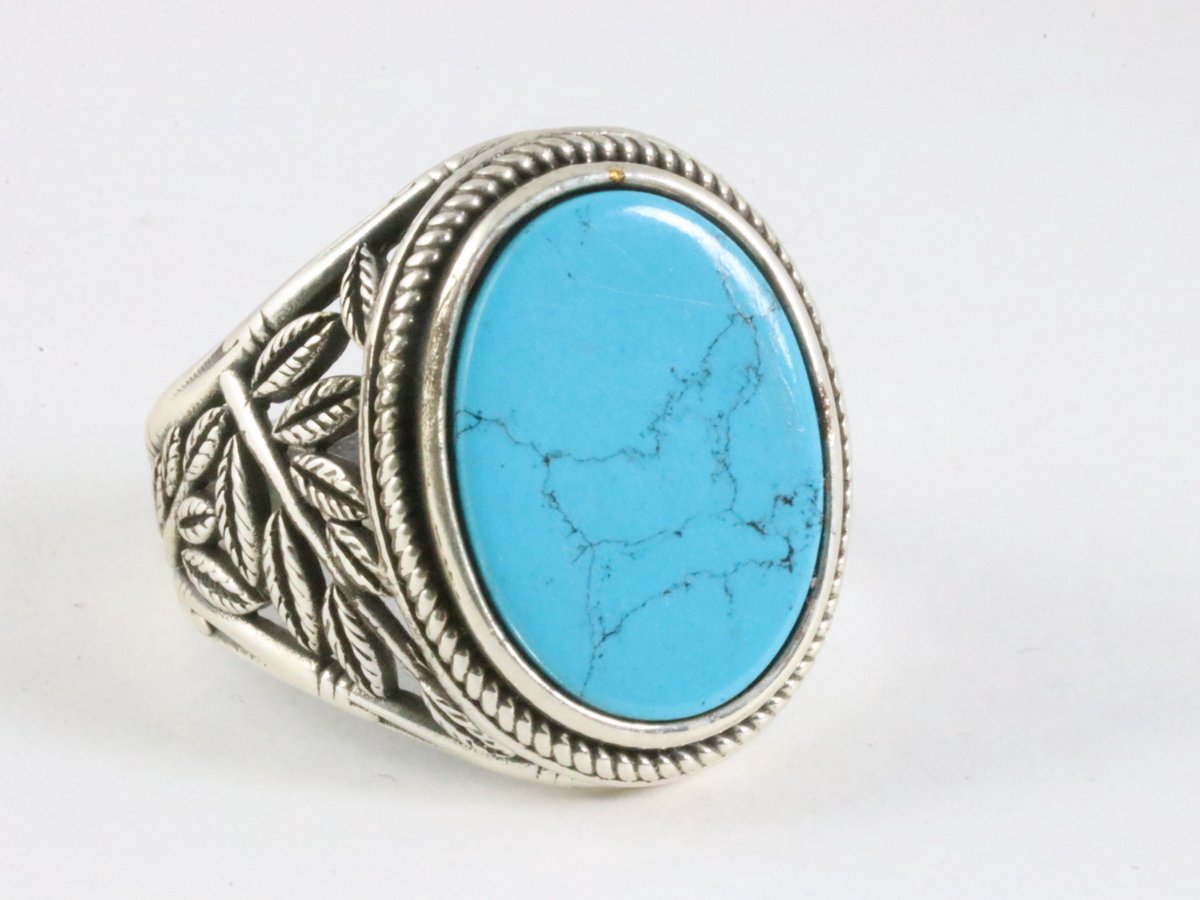 Zware bewerkte zilveren ring met blauwe turkoois - maat 22