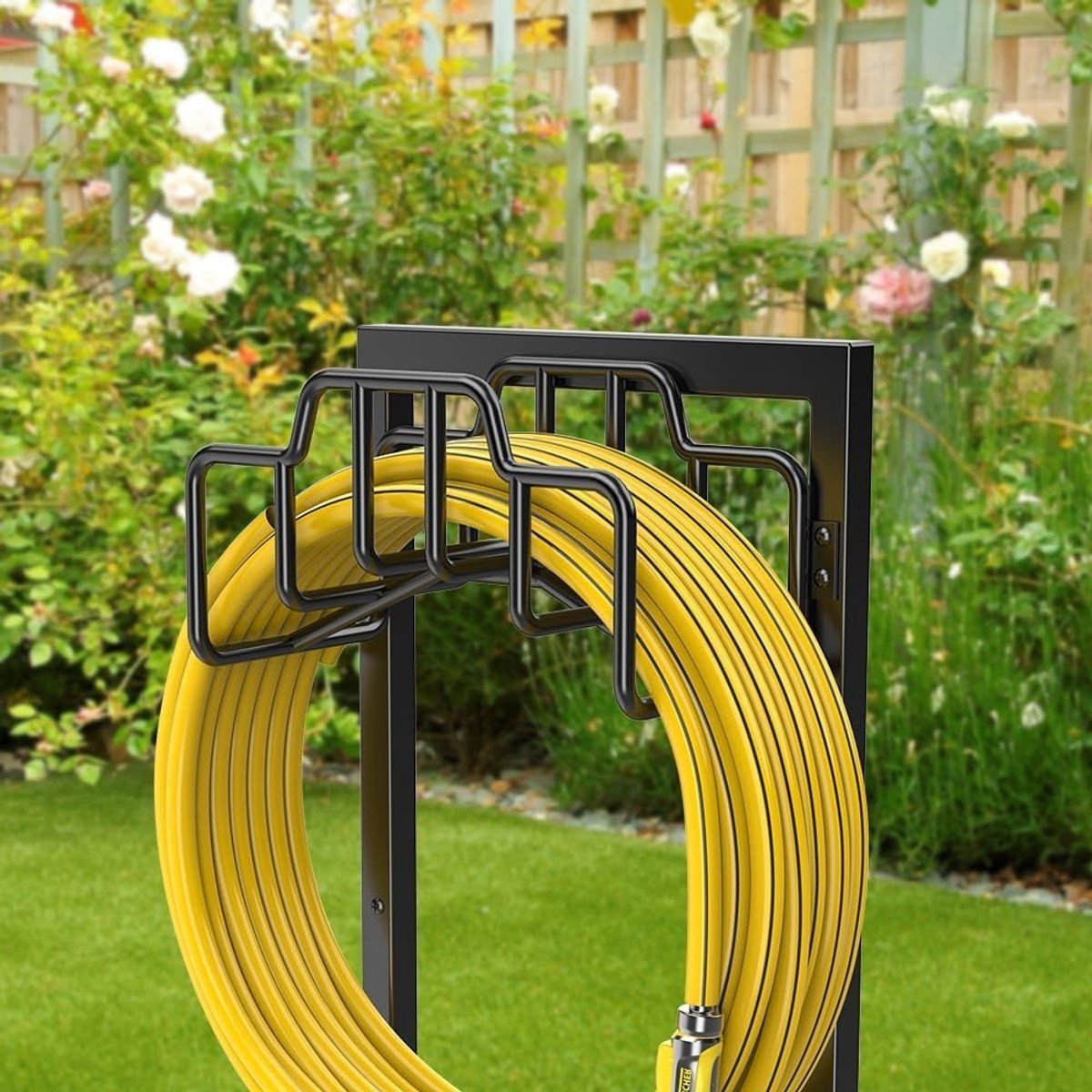 Tuinslanghaspel - Zwart - Vrijstaand - Metalen Slanghouder met Opbergmand - Voor Tuin