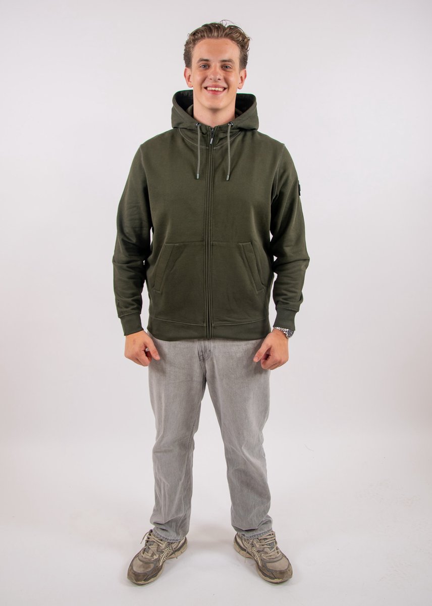 Weekend Offender Winton Zipper