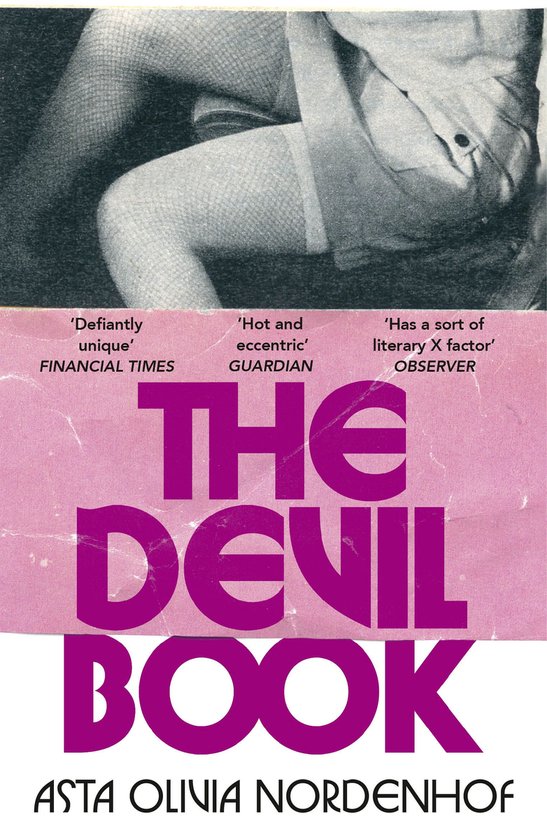 Boekomslag met de titel 'THE DEVIL BOOK' in grote paarse letters, met citaten van de Financial Times, Guardian en Observer.