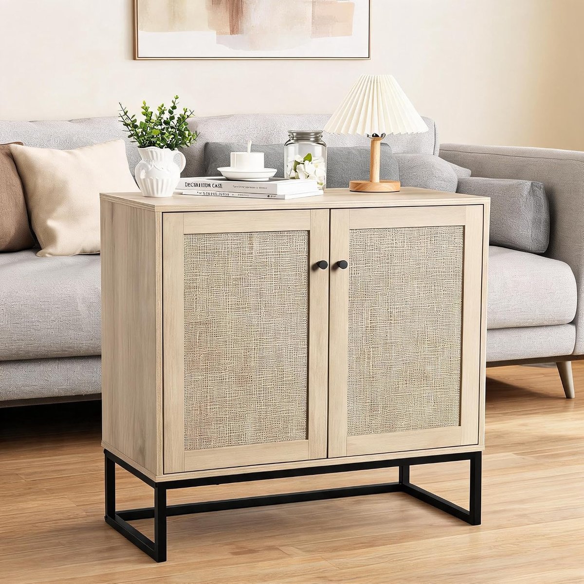 Modern rotan dressoir voor de hal of woonkamer – 2 deuren, verstelbare plank, opbergmeubel voor de hal of woonkamer, lichte eikenhouten afwerking met zwart metaal, bohemian stijl, eikenhout