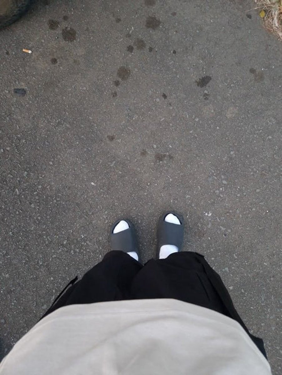 adidas Yeezy Slide Slate Grey