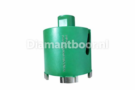 Groene diamant dozenboor van 83mm met glimmende metalen onderkant en booradapter.