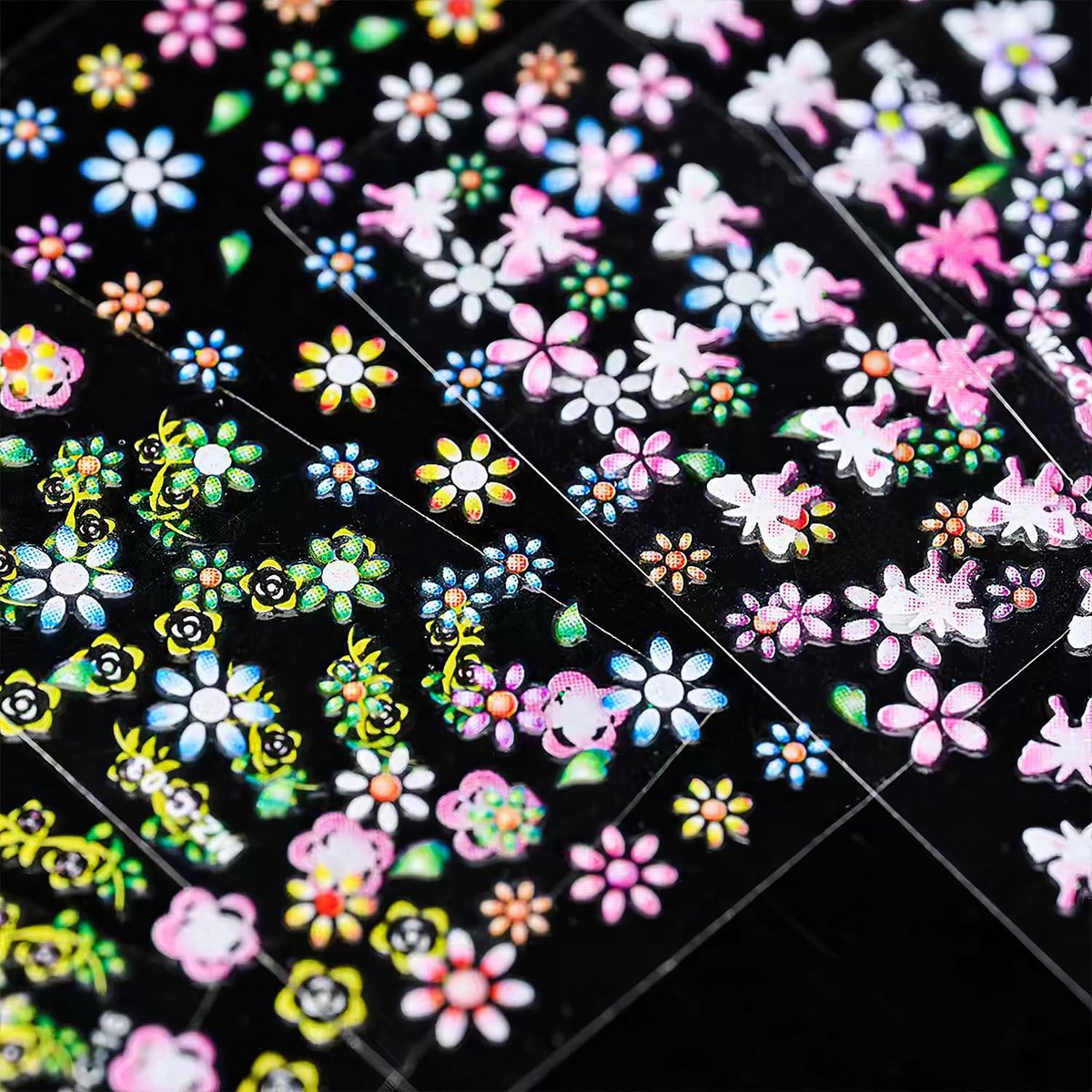 SnelShoppen - 30 Vellen 3D Zelfklevende Nagelstickers met Schattige Bloemen voor Kinderen en Vrouwen - Doe-Het-Zelf Nagelversiering voor Feesten en Da