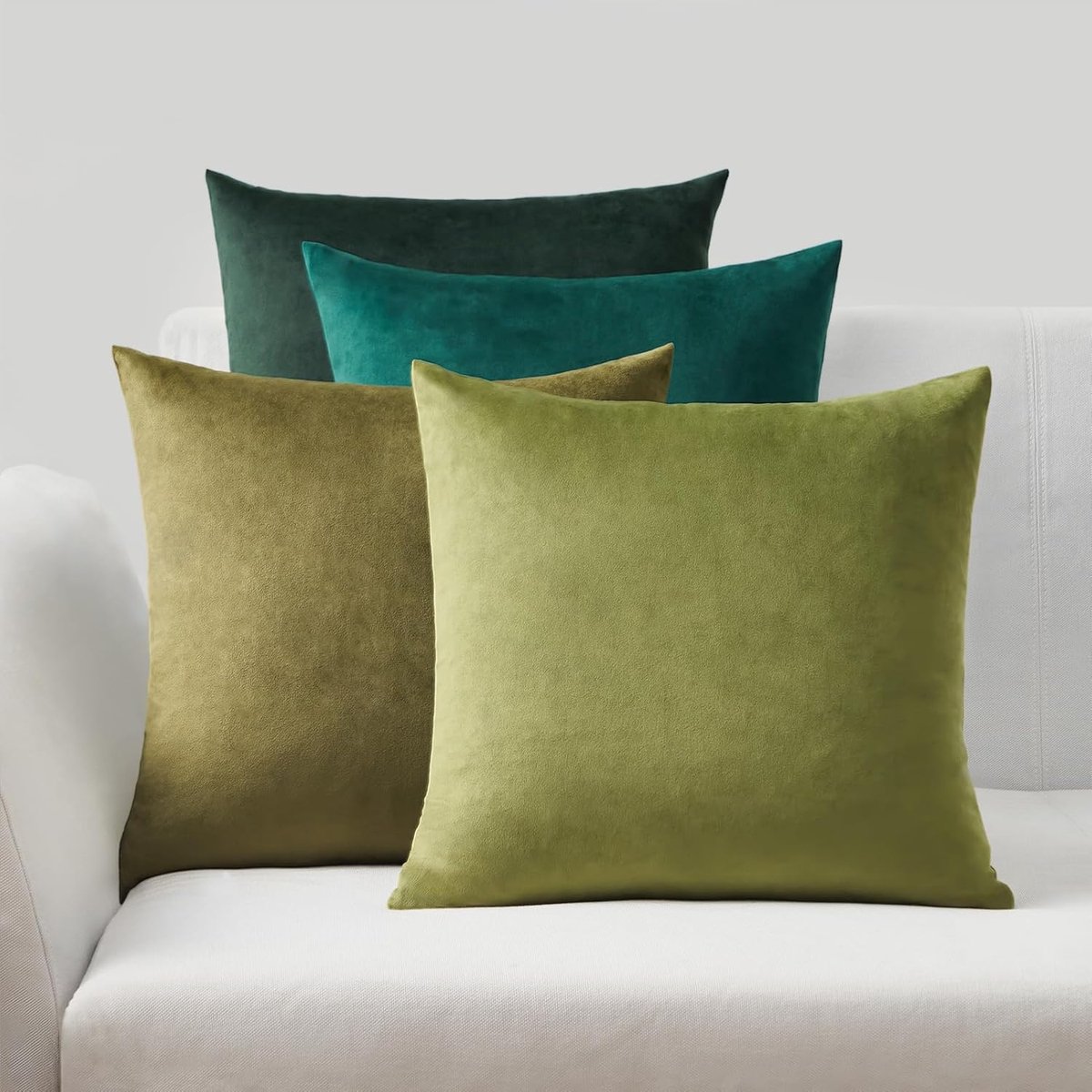 SnelShoppen - Set van 4 Fluwelen Kussenslopen 50x50 cm - Zachte Kussenhoezen voor Sofa, Sierkussen, Decoratie in Groen met Kleurverloop - Perfect voor