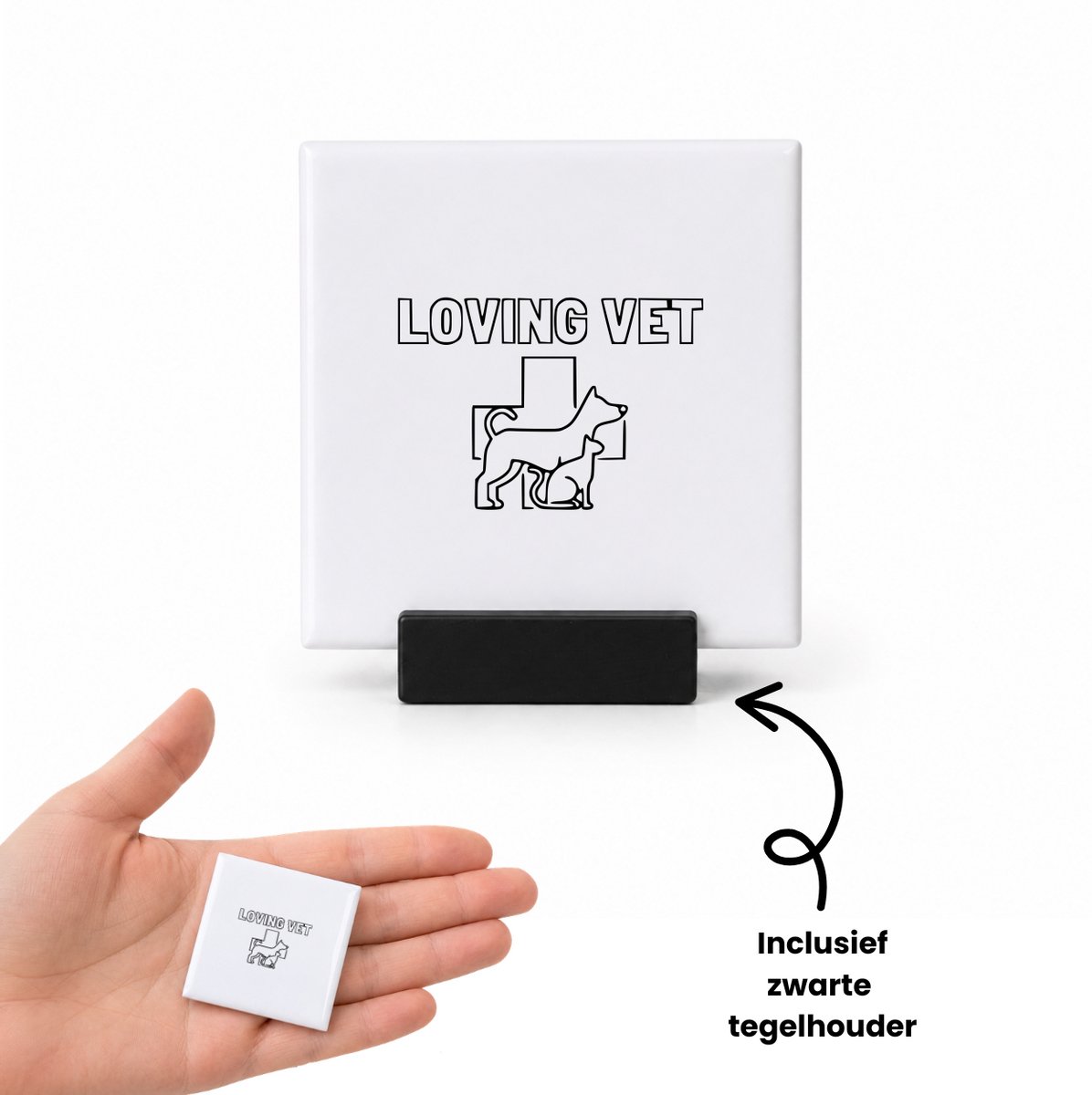 Hacebo Dierenarts Loving vet tegeltje met tegelhouder - Honden - Familie vrienden collega - tegeltjes met tekst - Dieren liefhebber - Cadeau - spreuktegels - 4.8x4.8 CM Wit