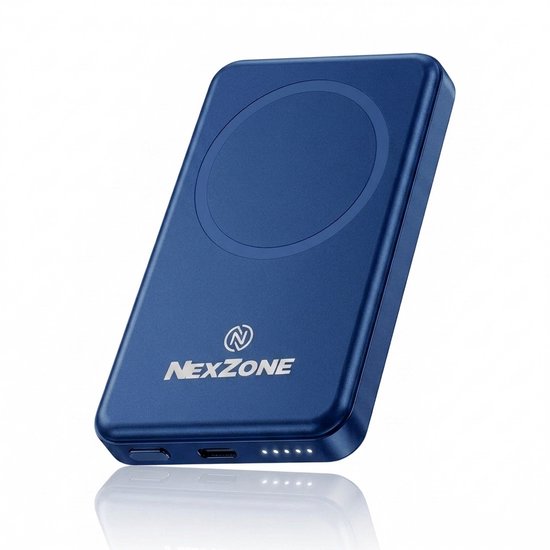 Donkerblauwe NexZone MagSafe powerbank met oplaadindicator en USB-C poort.