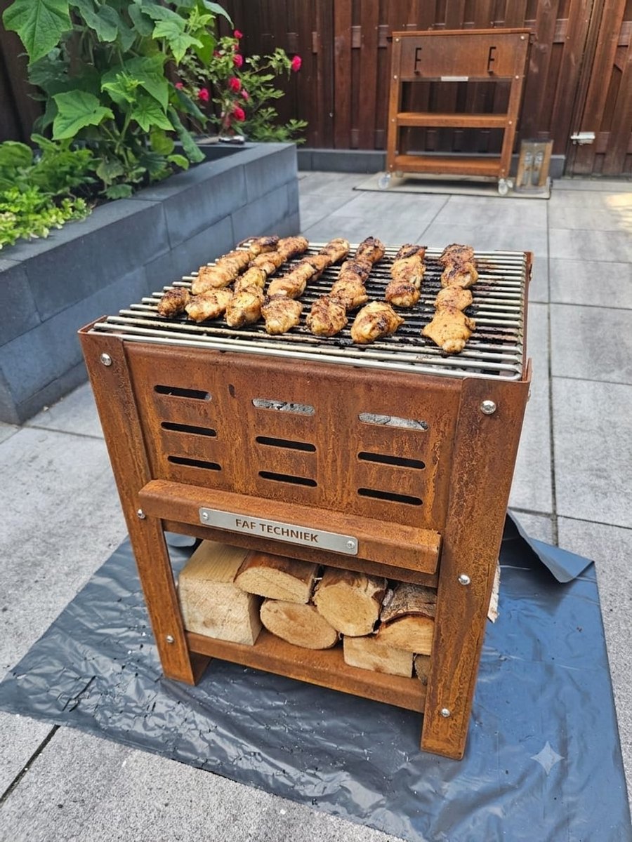 FAF Techniek FAF Slim - Barbecue en Vuurkorf - Cortenstaal - 40x40x50 cm