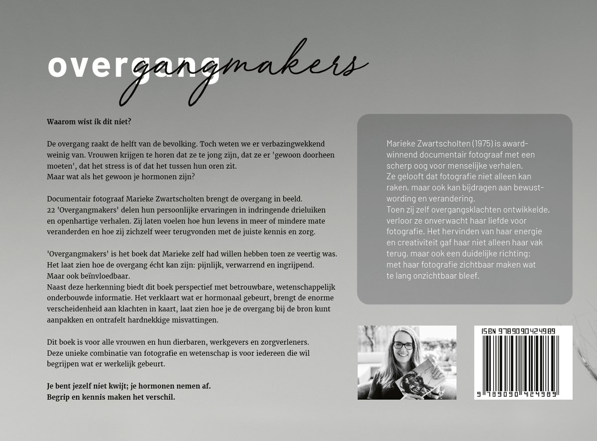Boekomslag met de titel 'Overgangmakers'. Een vrouw met boek in handen, zittend op een stoel.