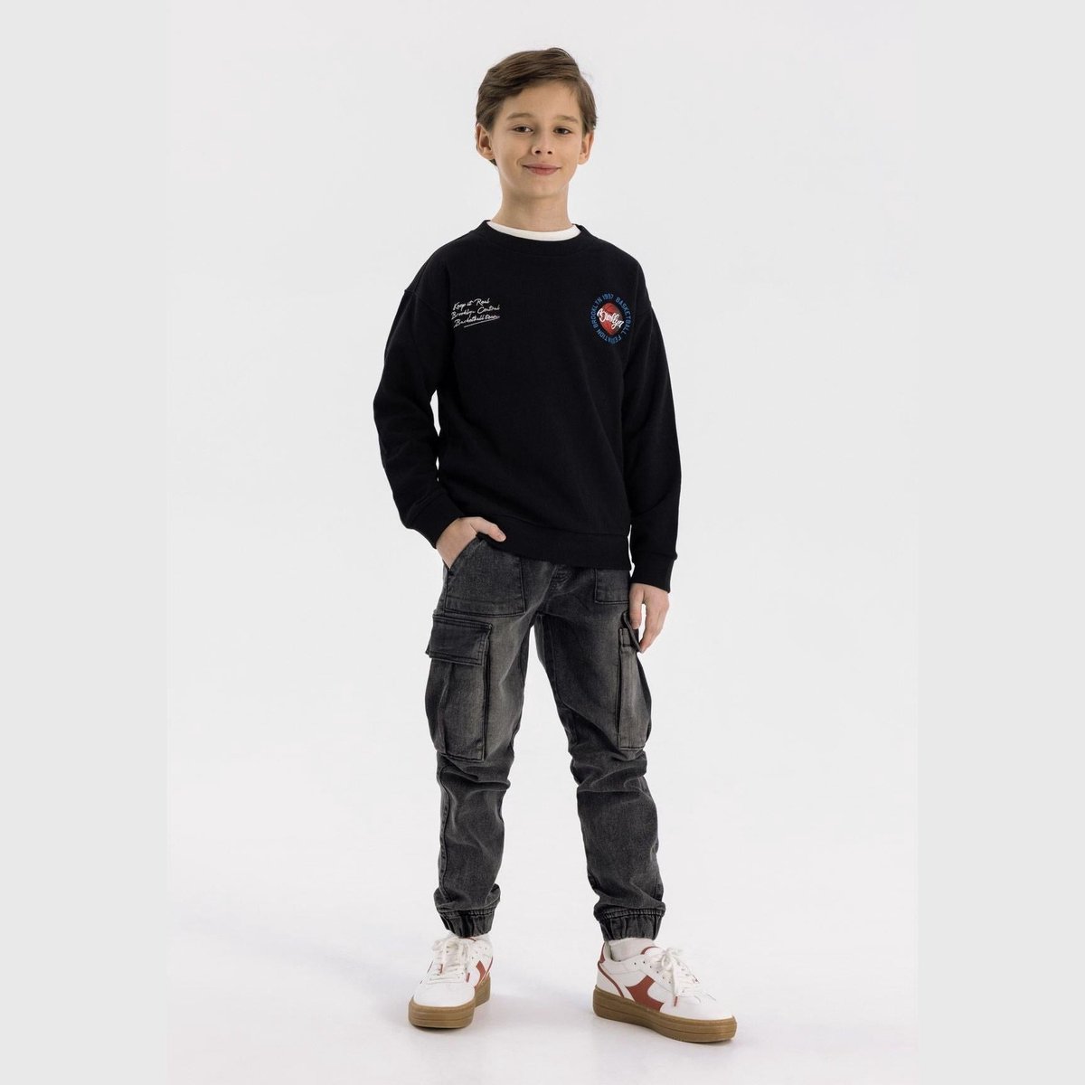 Minoti sweater jongens met basketballprint - katoen - zwart
