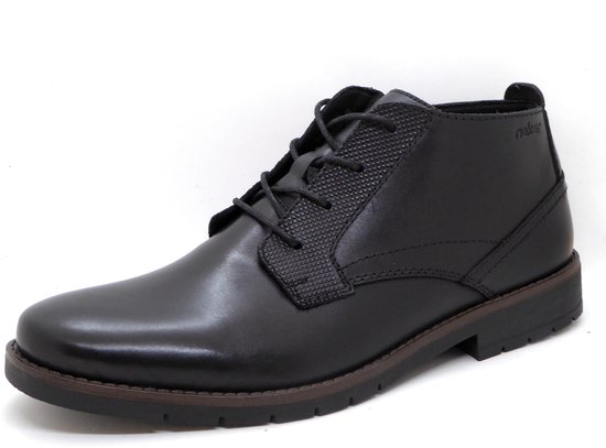Zwarte leren Rieker veterboot met veters en reliëf.