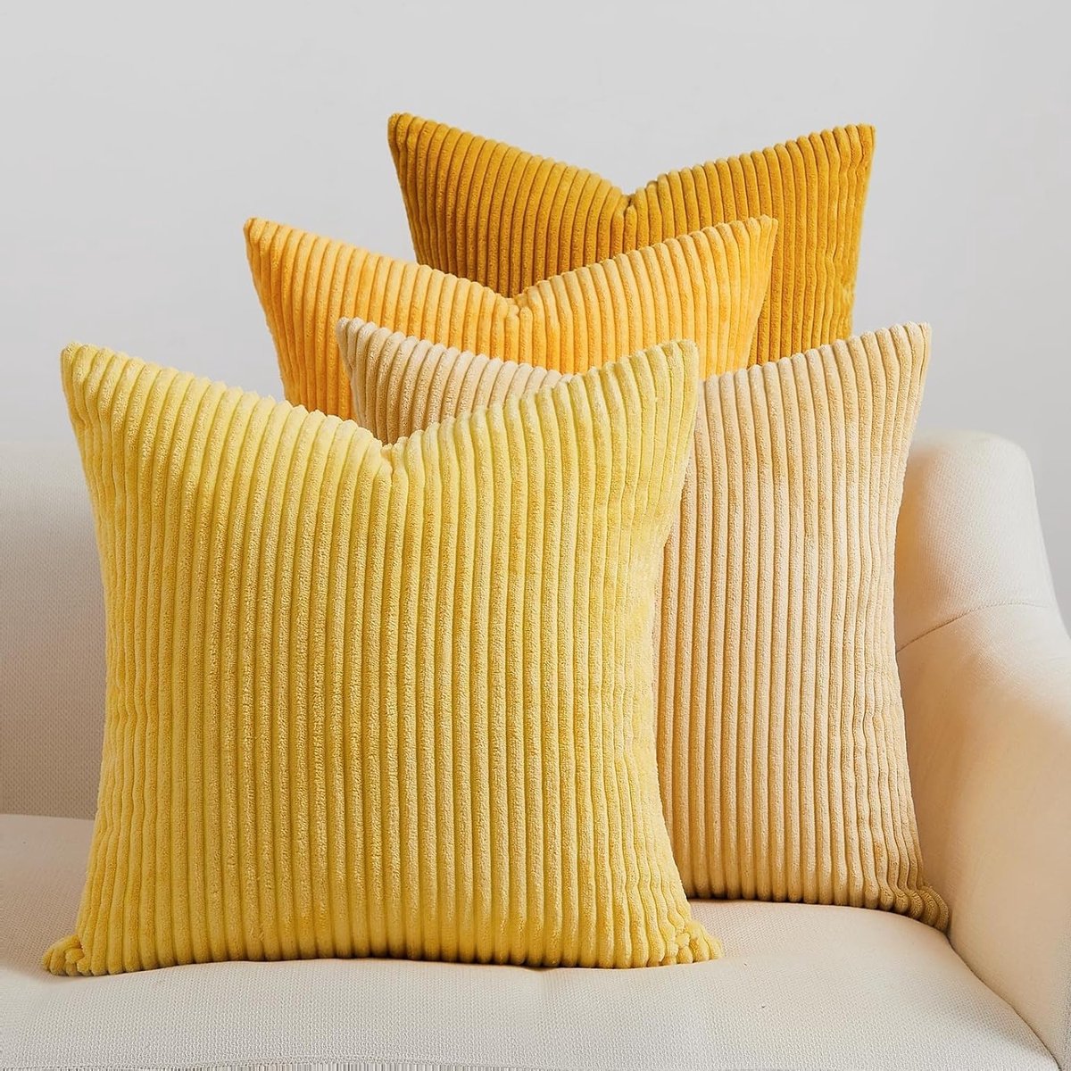 Decoratieve Gele Kussenhoezen 40 x 40 cm van Corduroy voor Woonkamer en Kinderkamer - Elegant en Modern Design, Zacht en Comfortabel