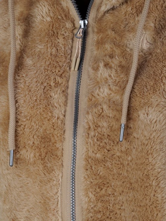 Camelkleurig fleece vest met rits, capuchon met trekkoord en logopatch.