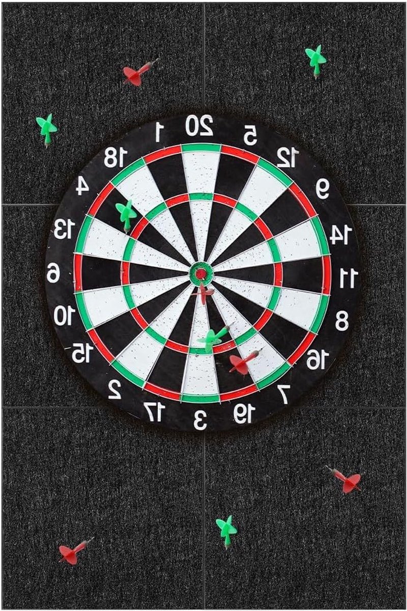 Dartboard Wandbescherming Set van 6 Stuks - Zelfklevende Felt Tegels voor Dartbord - Wandbescherming en Geluidsisolatie voor Speelkamer 30x30 cm Zwart