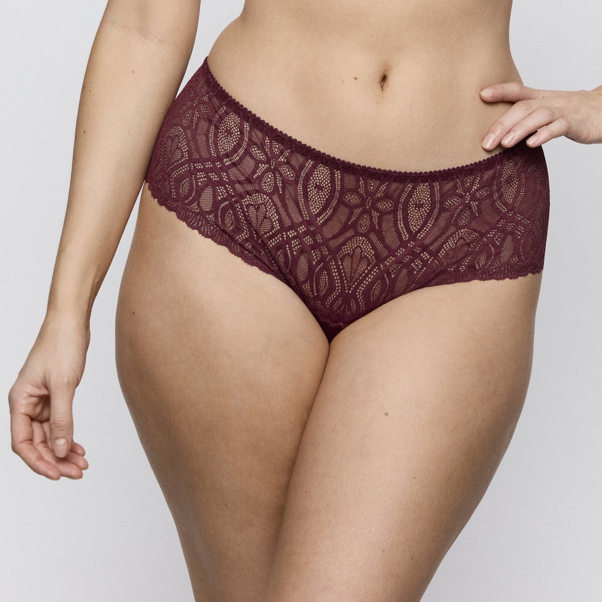 PrimaDonna Salerno Luxe String 0663531 Evening red - maat 46