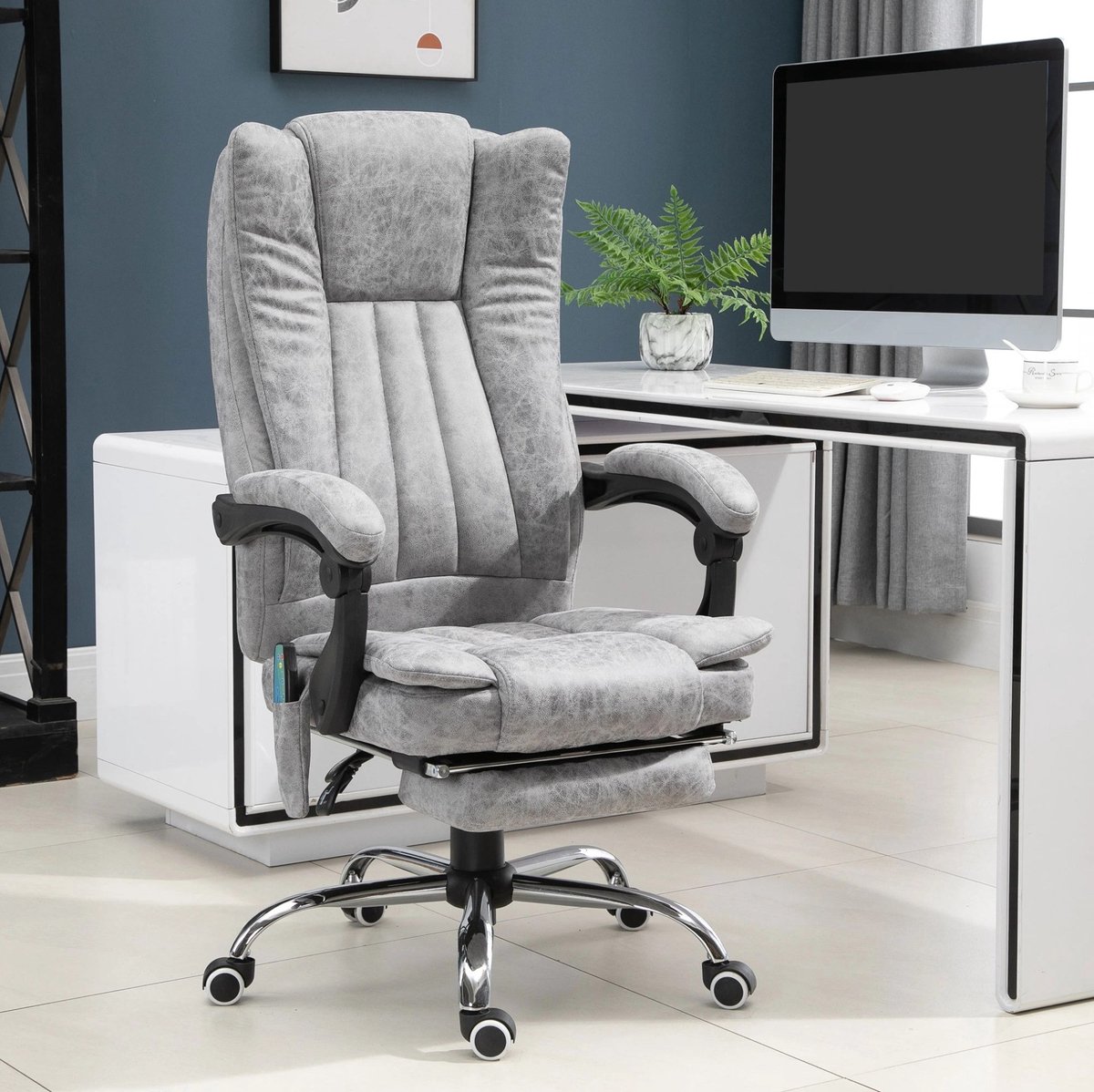 MEUNIQ bureaustoel met massage- en warmtefunctie 62 x 67 x 113-120 cm, verstelbare rugleuning tot 135°, inklapbare voetsteun, 360° draaibaar, grijs