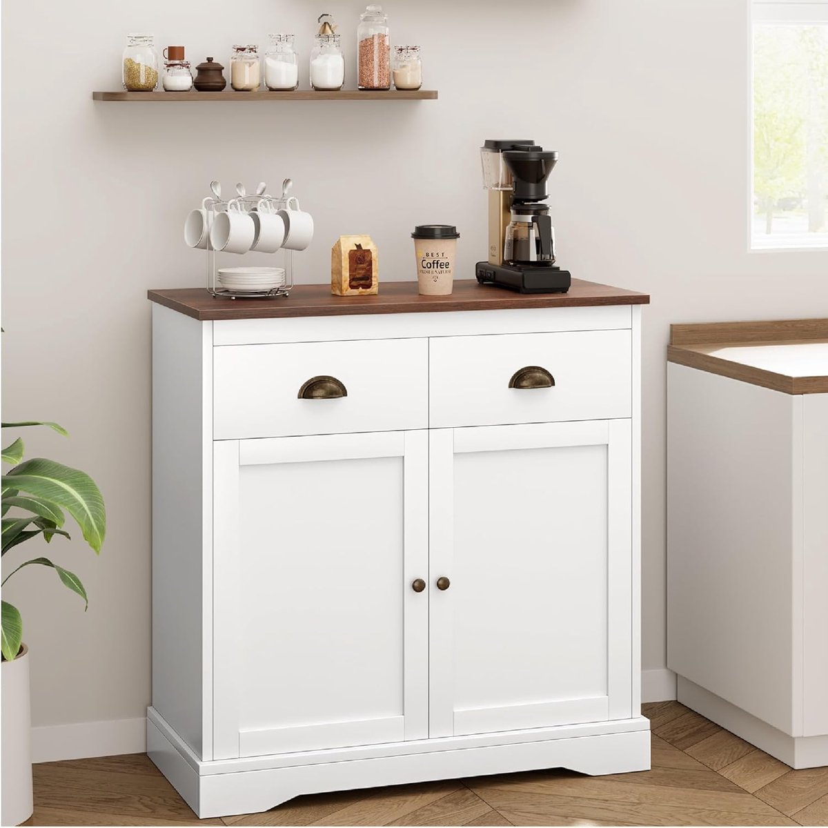 Witte Buffetkast - Koffiebar Meubel met 2 Laden en Deurtjes - Modern Farmhouse Dressoir - Keukenkast met Verstelbare Plank - Wit
