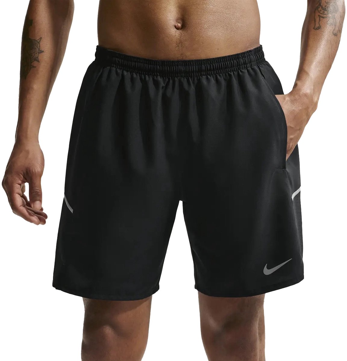 Nike miler dri-fit short in de kleur . Zwart