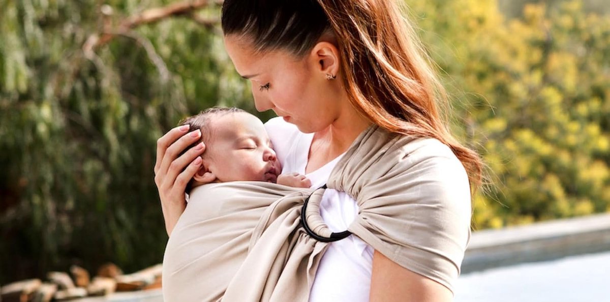 Draagdoek zonder knopen - Ring sling - Baby dragen - Snel te installeren - Tot 14 kg - Wit goud – foto 7