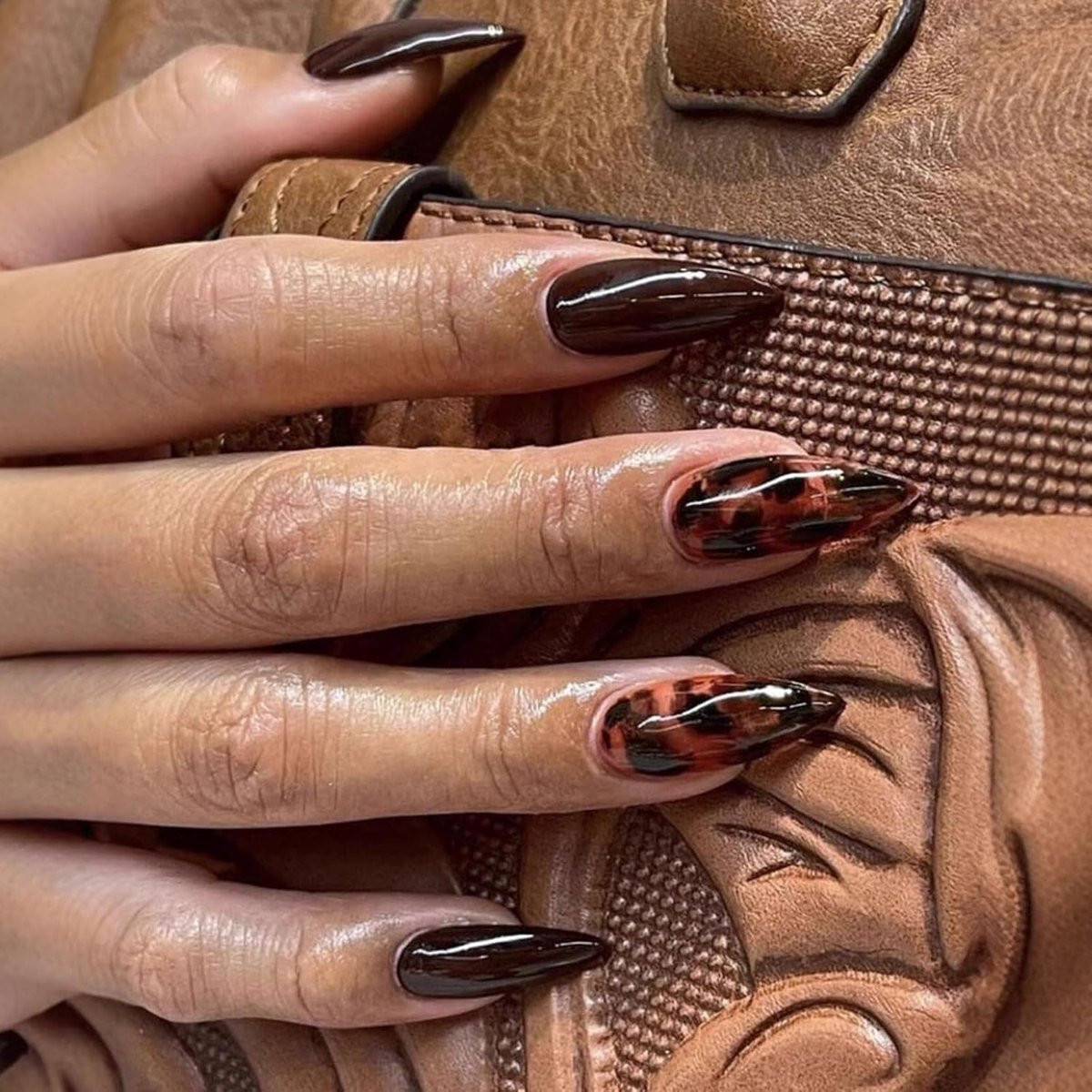 24 stuks Franse kunstnagels om op te plakken, amandel, medium luipaardpatroon, natuurlijke acryl press-on nagels, herbruikbaar, volledige bedekking, vingernagels om op te plakken, voor vrouwen