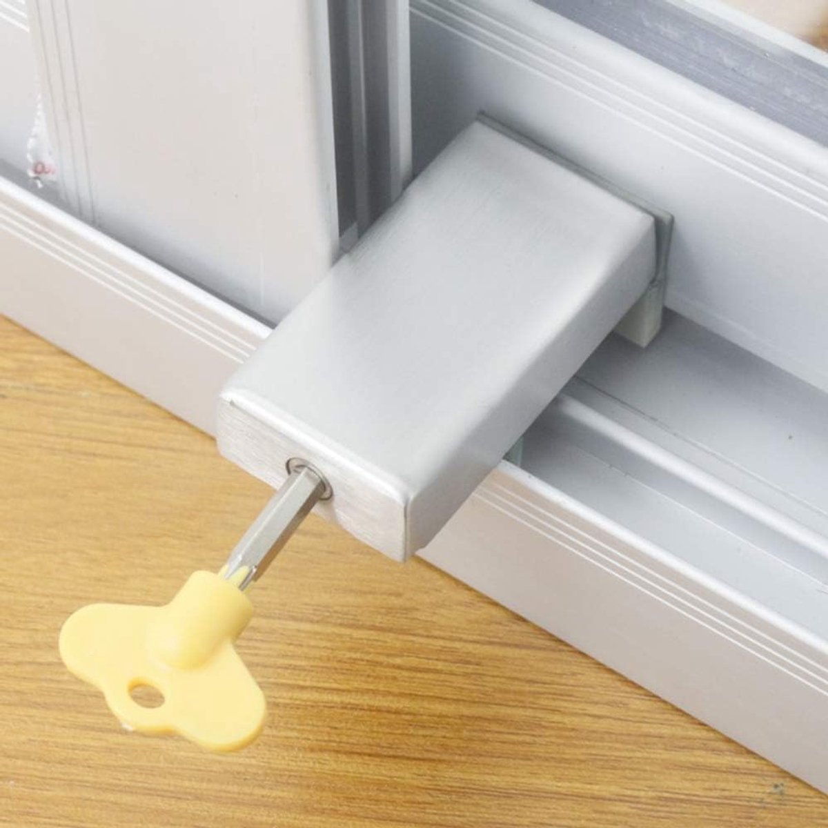 1 STKS Deur Venster Lock Verstelbare Dikke Schuifbeveiliging Anti-diefstal Kinderen Veiligheid LockChild Plastic Staal Aluminium Rails gratis Limiet Venster Deur Anti Slip