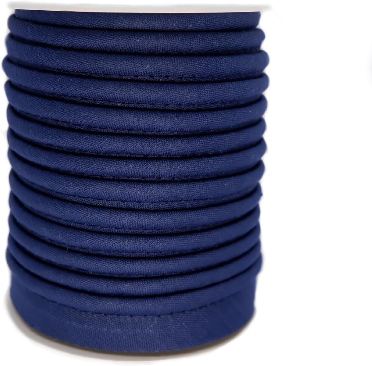 = Randkant Voor Naai-, Decoratie- en Knutselprojecten. Samenstelling 50% Katoen en 50% Polyester. Totale Breedte van 15 mm, Koord van 5 mm en Flap van 10 mm. 10 Meter Haspel - (Marineblauw)