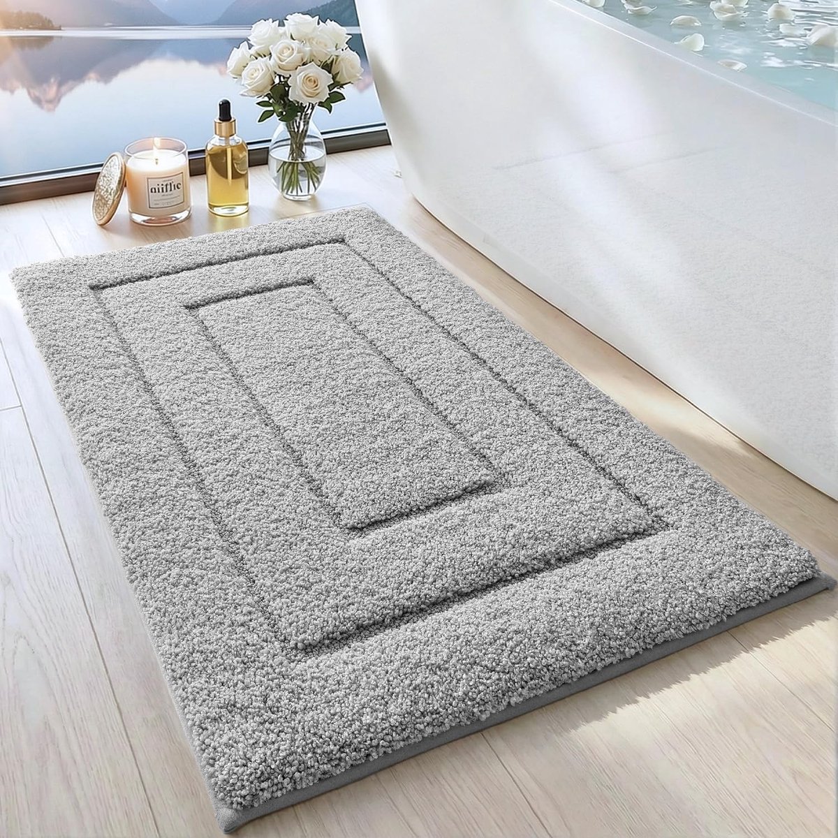 SnelShoppen - DEXI Badmat 60x90cm - Antislip, Zachte Microfiber, Waterabsorberend, Machinewasbaar, Lichtgrijs Badkamerkleed voor Douche, Bad en Toilet
