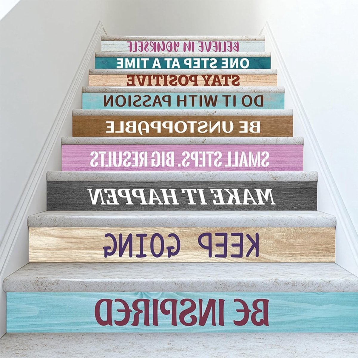 15 Strips Motivational Phrases Wanddecoratie voor Trap, Peel en Stick Riser Stickers met Houttextuur voor Thuis en Hotel Decoratie