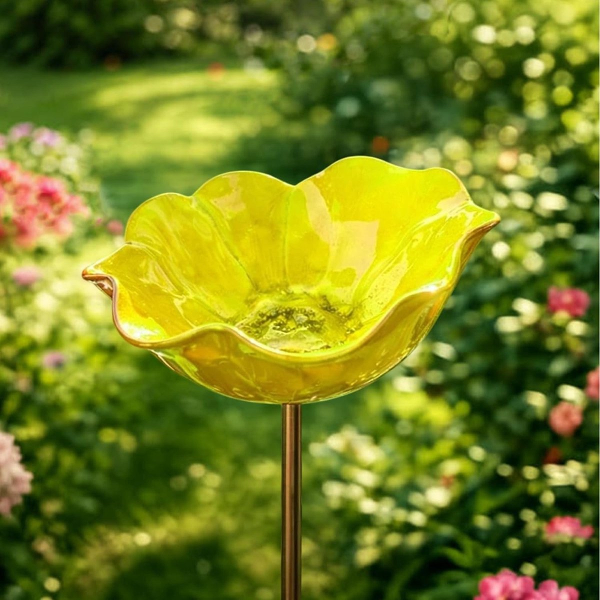 Vogeldrinkschaal - Vogelbadje - Vogeldrinkbakken - Vogeldrinkschaal voor Tuinvogels - Metaalbloemen-tuinpaal-vogeldrinkbak - Tuindecoratie voor Vogels - Vogelbad voor Buiten - Wildlife Vogeldrinkschaal voor Tuinvogels - 15 x 60 cm - Lichtgeel