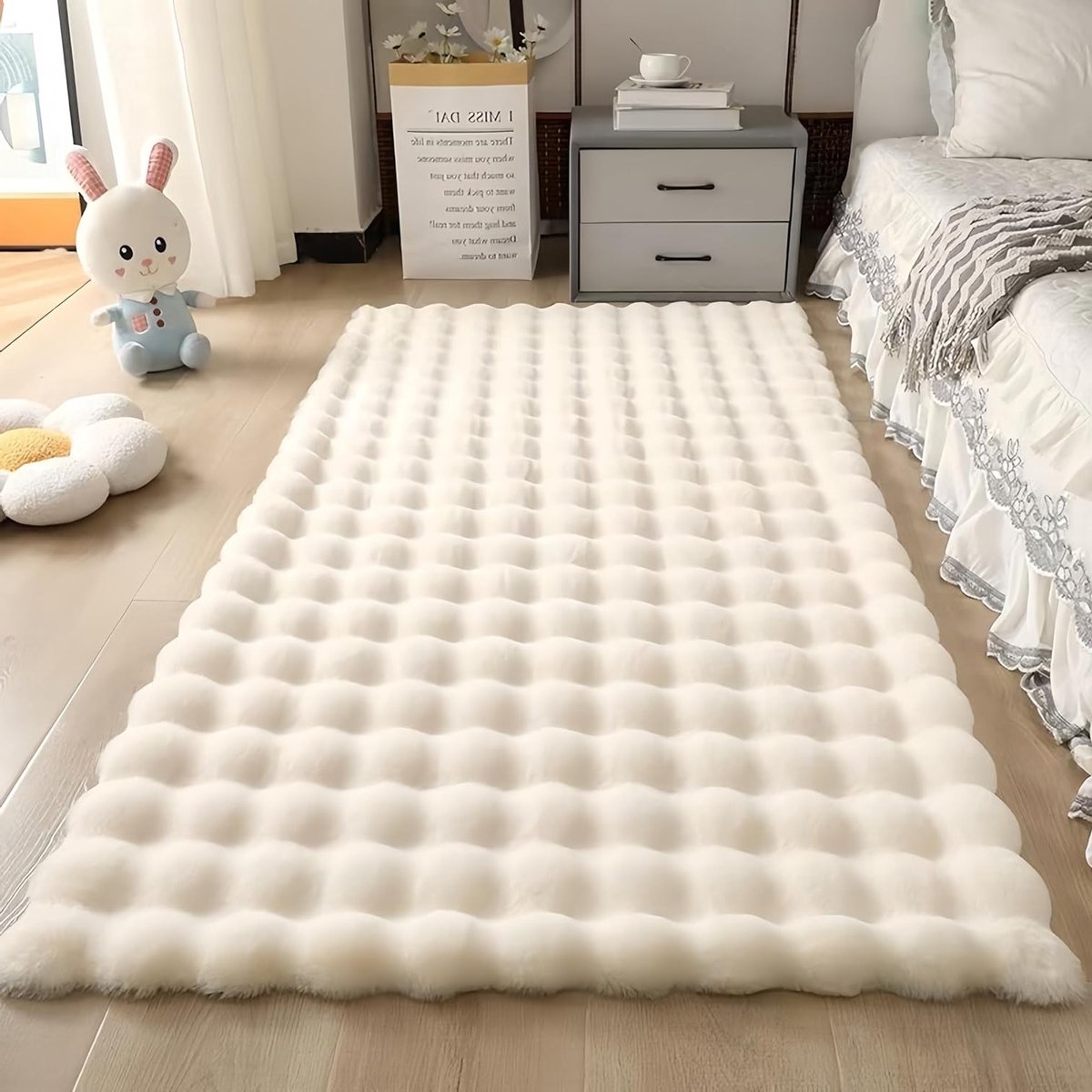Pluche tapijtkussen in romige bubbelfluwelen stijl, ideaal voor woonkamer, slaapkamer en bank (melkwit, 60/90)
