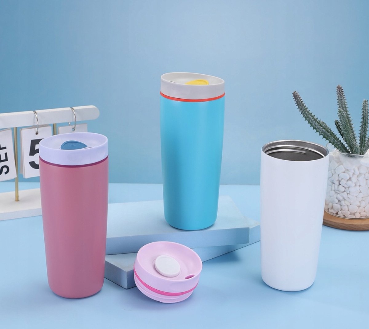 Blauwe Thermobeker 600ml - Dubbelwandig & Lekvrij