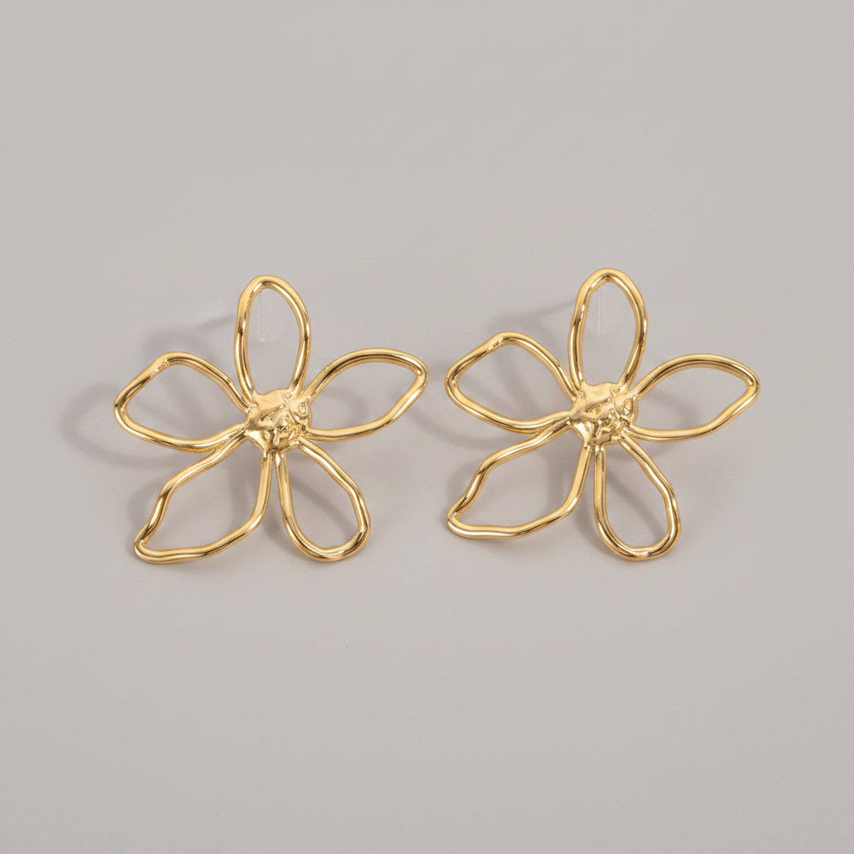 TWINOLO Bloem Oorbellen Dames – Goudkleurig – Roestvrij Staal – 5 x 5 cm
