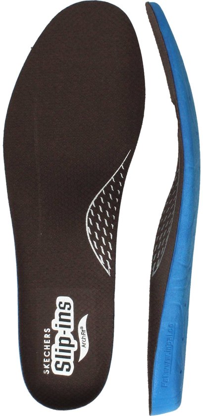 Uitneembare bruine en blauwe Skechers Arch Fit Slip-ins zooltjes.