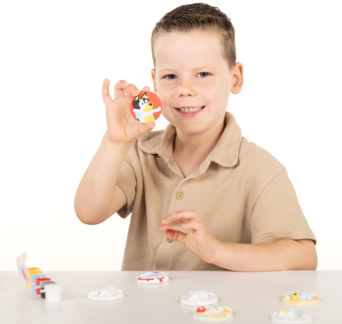 Bluey 2-in-1 Knutselset - Gipsfiguren gieten en stempelkaarten maken - Speelgoed Kinderen - Knutselen - Voor meisjes en jongens - Vanaf 5 jaar - Totum — afbeelding 22