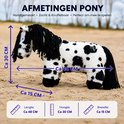 Zwart-witte knuffelpony met vlekken, met afmetingen: lengte 48cm, hoogte 30cm, breedte 15cm.