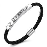 Zwart gevlochten koord armband voor heren en dames met zilverkleurige plaat en gegraveerde tekst "Don't Let The Hard Days Win" – verstelbaar