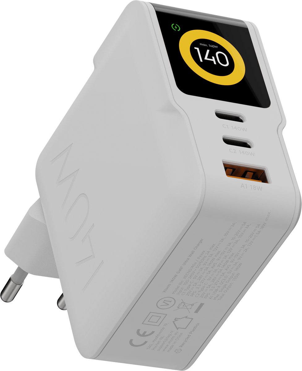 Xtorm USB-C Oplader 140W – Laptop Oplader voor MacBook Pro – GaN³ Snellader met Display – USB-C & USB-A – Wit