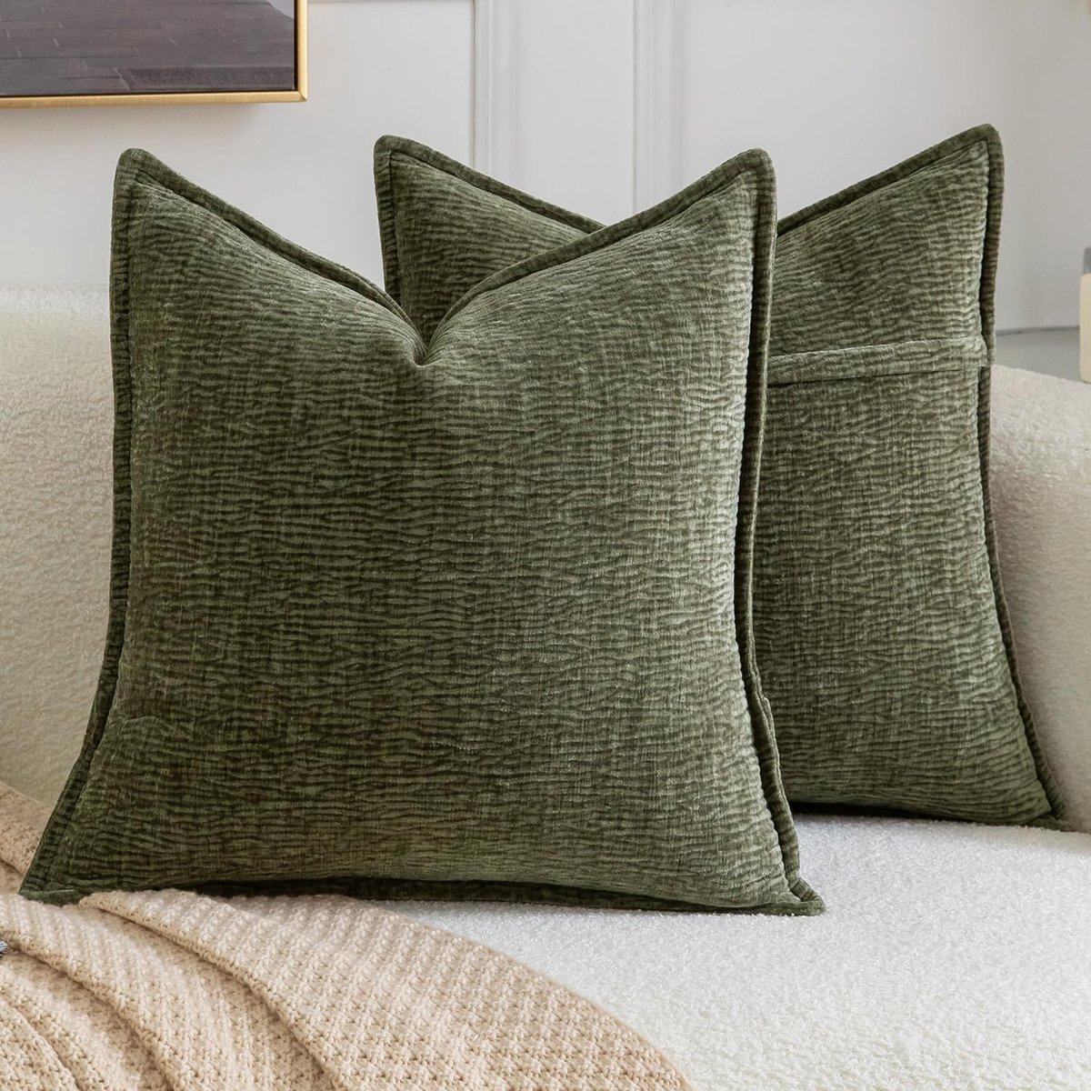 SnelShoppen - Set van 2 Zachte Chenille Kussenhoezen 45x45cm - Olijfgroen - Elegante Flensrand voor Sofa, Slaapkamer en Woonkamer