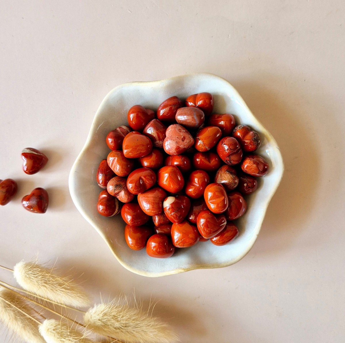 Mini Edelsteen Hartje Zaksteen – Rode Jaspis Red Jasper (1,5 cm) voor crystal confetti