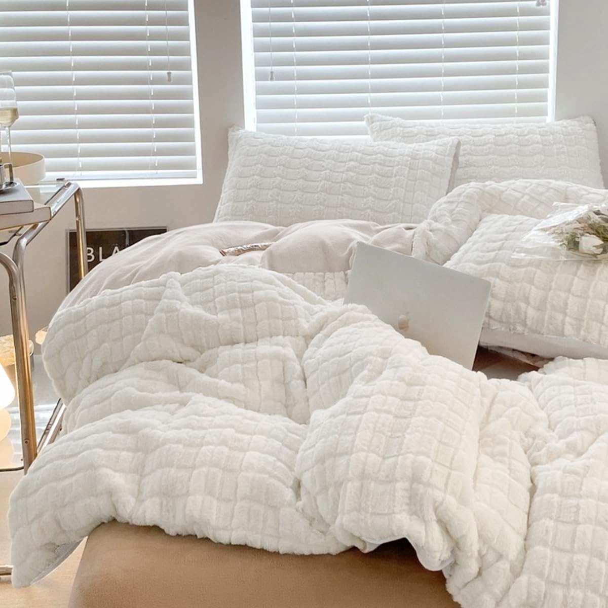 Omgoods - Pluche Bedlinnen Set 135 x 200 cm van Faux Fur
