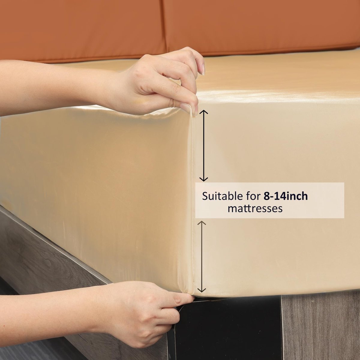 Omgoods - Luxe Satin Fitted Sheet, 140 x 200 cm, Champagne