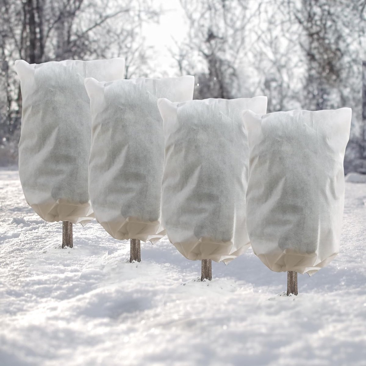 Plant winterbescherming 80 x 100 cm - herbruikbare fleece - met trekkoord en rits - bescherming tegen vorst en insecten - ShopVlot