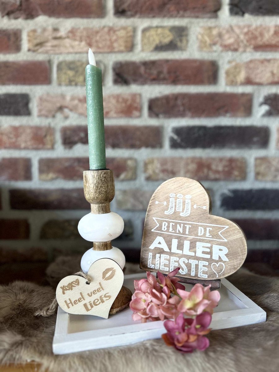 Creaties van hier – met houten hartje - Cadeau pakket Jij bent de allerliefste - dienblaadje wit - bloem - ezel - kandelaar - teksthart allerliefste naturel