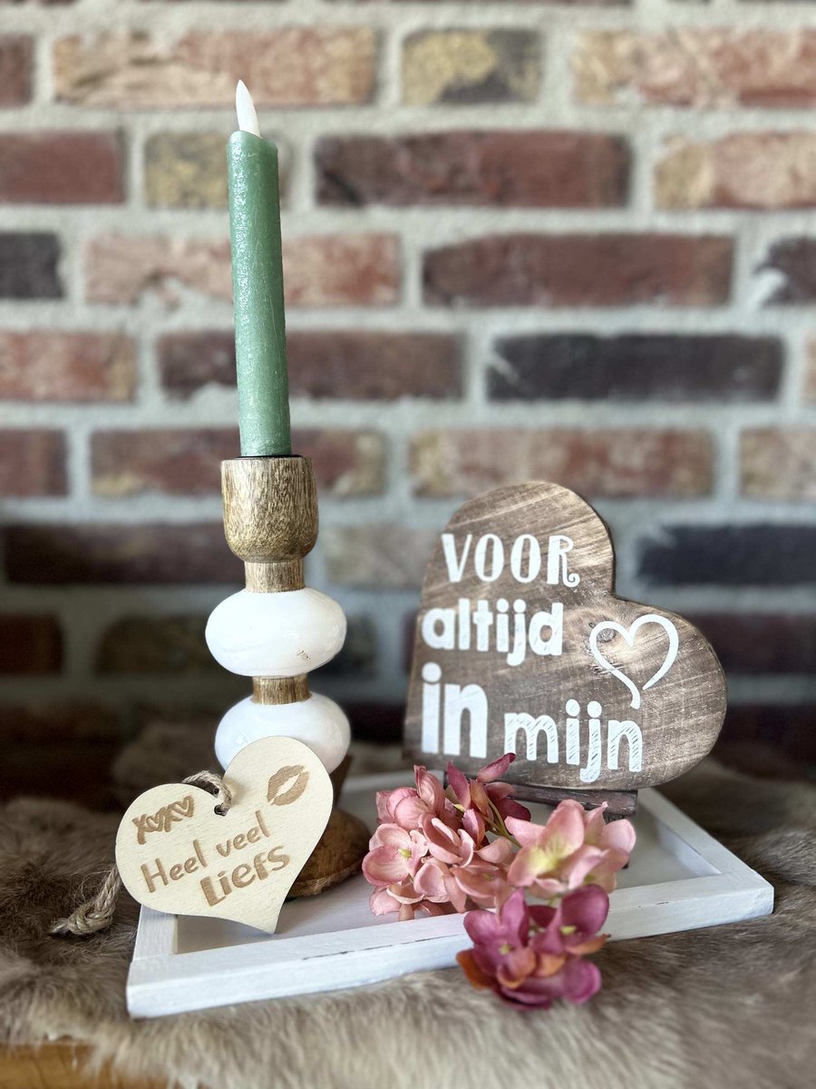 Creaties van hier – met houten hartje - Cadeau pakket Voor altijd in mijn hart - dienblaadje wit - bloem - ezel - kandelaar - teksthart voor altijd in mijn hart