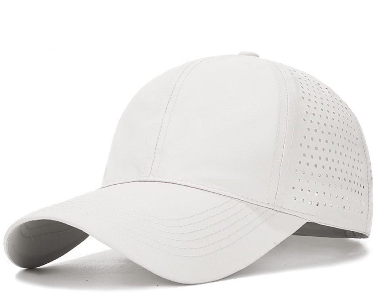 Baseball Cap – Sneldrogende Sportpet met Verstelbare Pasvorm voor Heren en Dames – Wit
