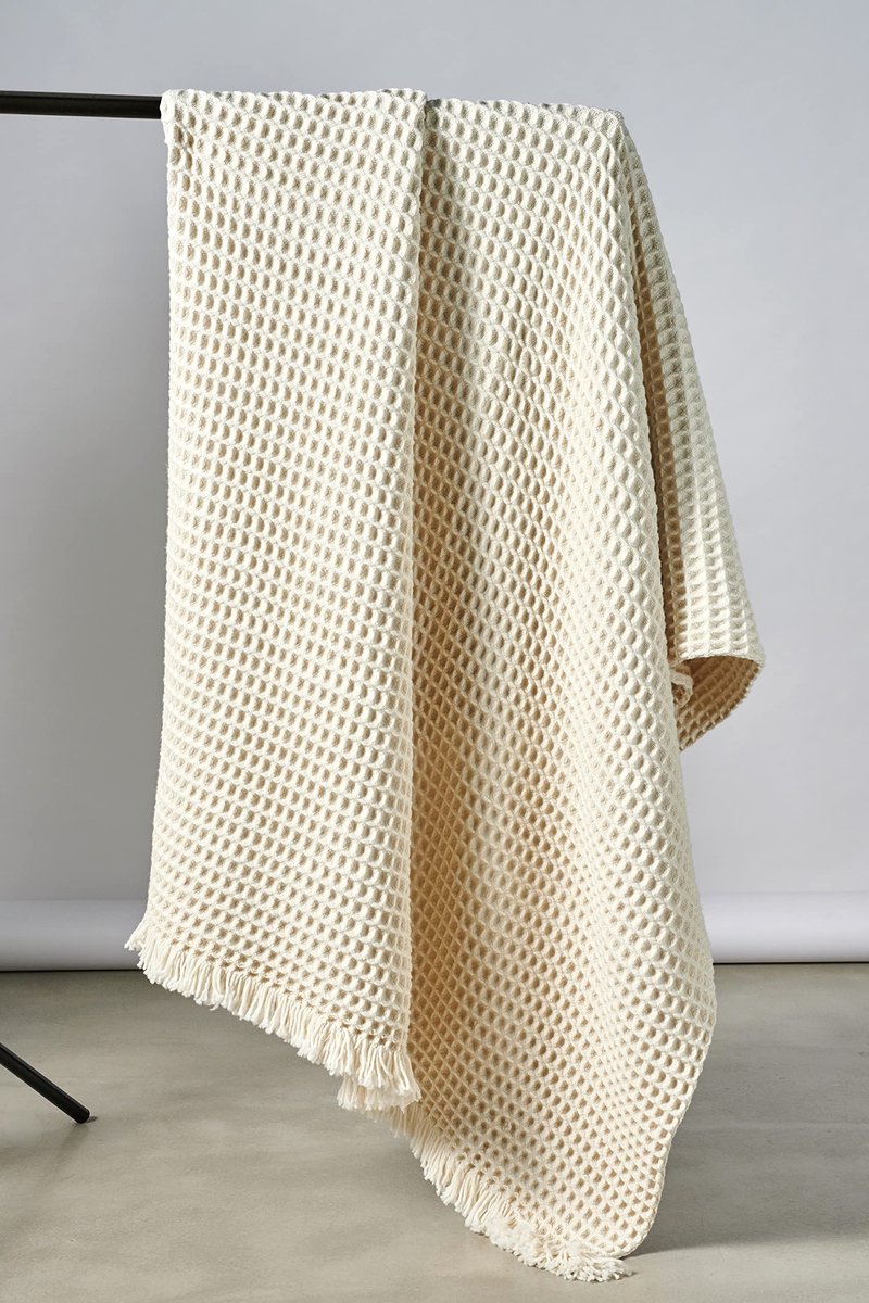 deken 100% nobele merino (scheerwol) ca. 160 x 210 cm design woondeken in moderne 3D wafelpiqué geweven wit